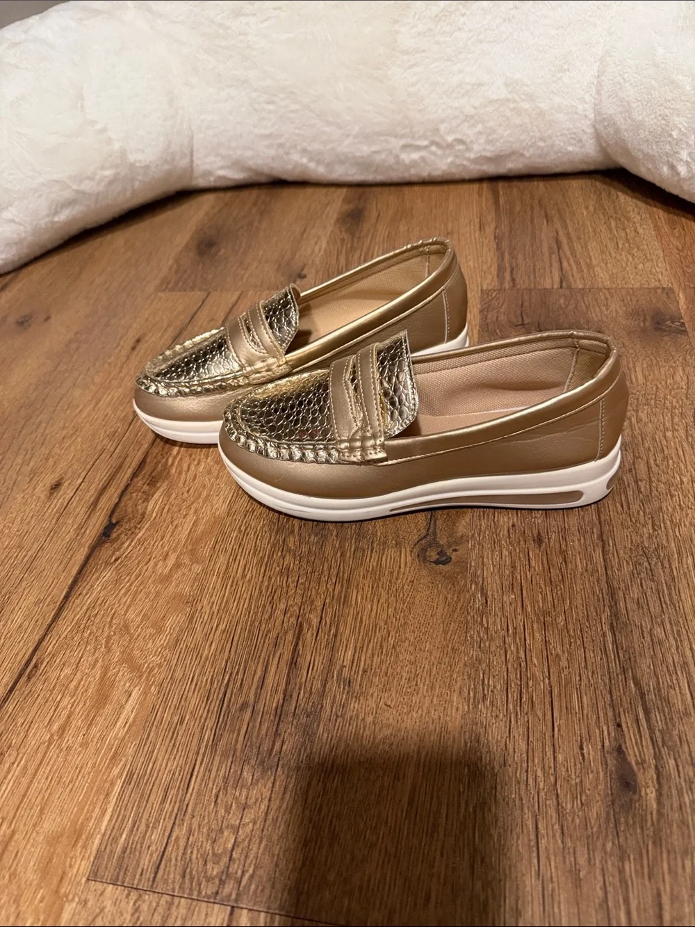N/A stylish metallic